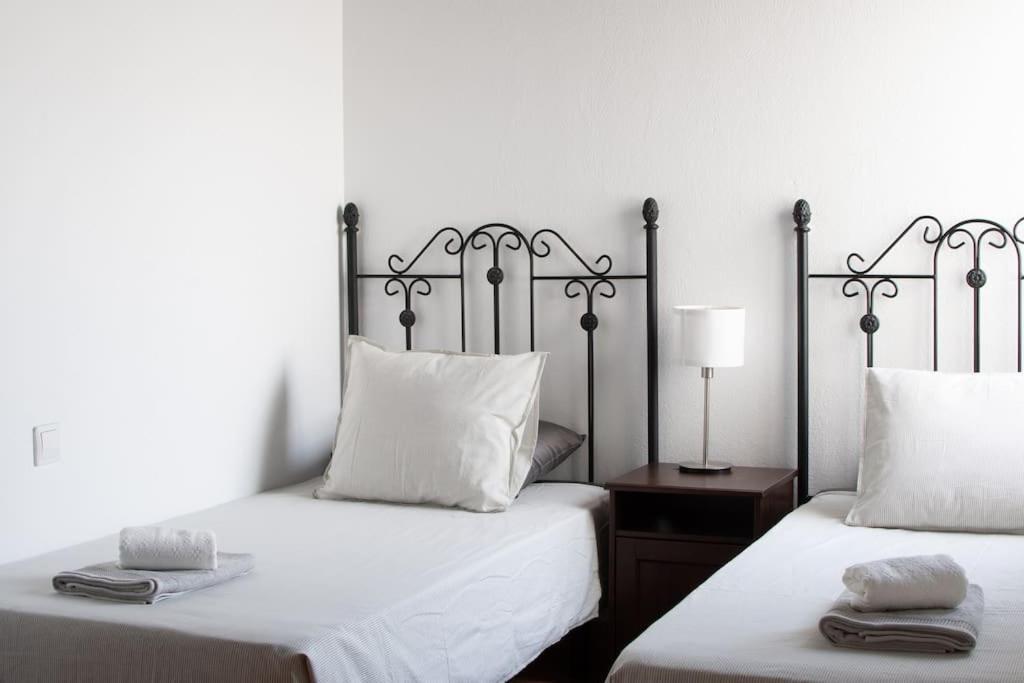 Casa Marlay Spacious, Heated Pool, Bbq & Fast Wi-Fi Only 15 Minutes Walk To Town بلايا بلانكا المظهر الخارجي الصورة