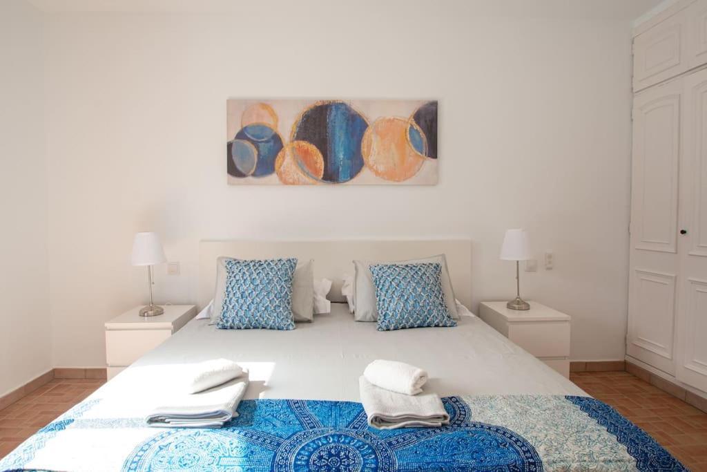 Casa Marlay Spacious, Heated Pool, Bbq & Fast Wi-Fi Only 15 Minutes Walk To Town بلايا بلانكا المظهر الخارجي الصورة