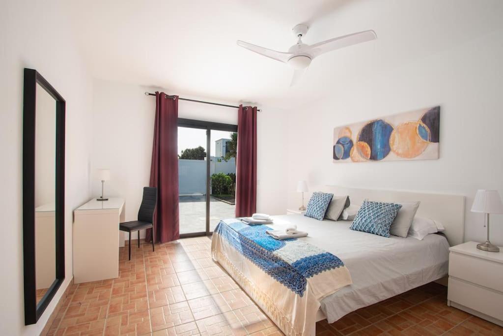 Casa Marlay Spacious, Heated Pool, Bbq & Fast Wi-Fi Only 15 Minutes Walk To Town بلايا بلانكا المظهر الخارجي الصورة