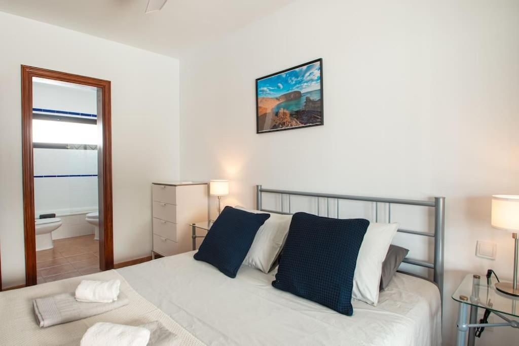 Casa Marlay Spacious, Heated Pool, Bbq & Fast Wi-Fi Only 15 Minutes Walk To Town بلايا بلانكا المظهر الخارجي الصورة